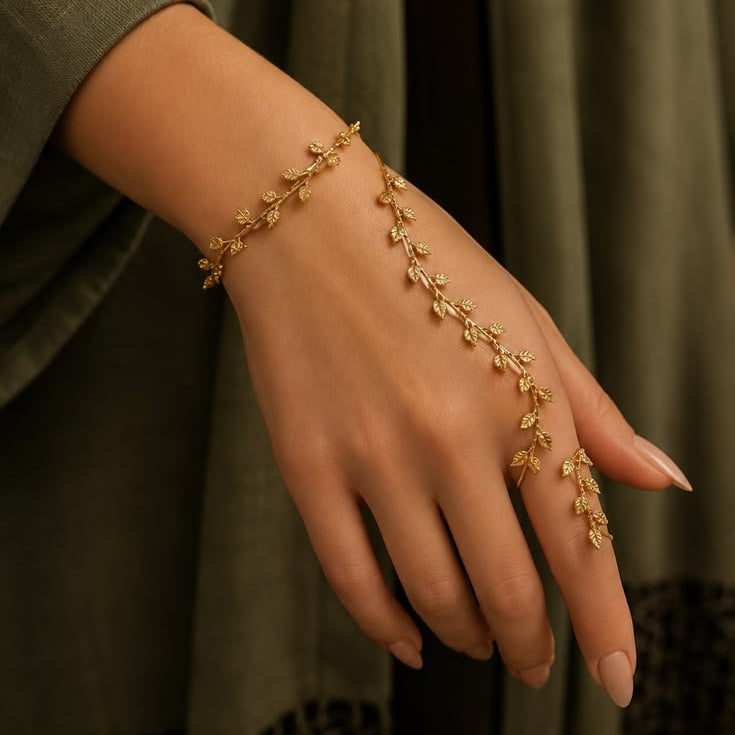 Alora Hand Chain