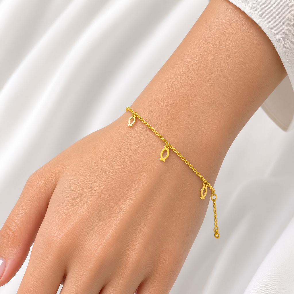 Delicate Gold Fish Charm Bracelet