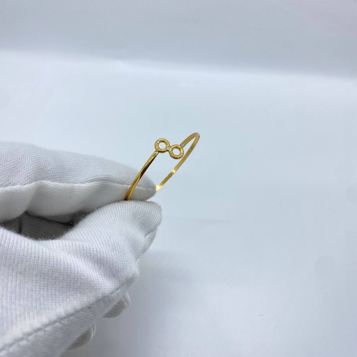 Delicate Gold Bracelet 