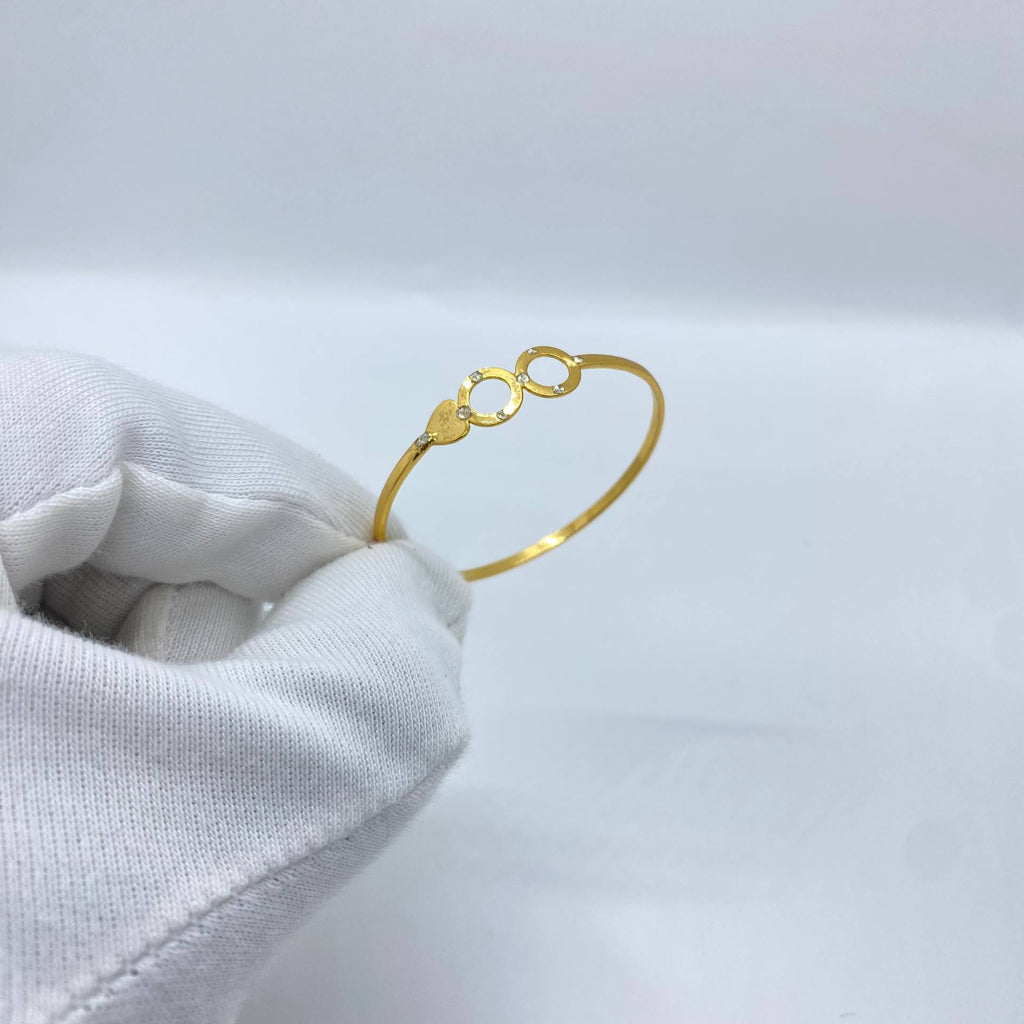Elegant silver yellow bangle