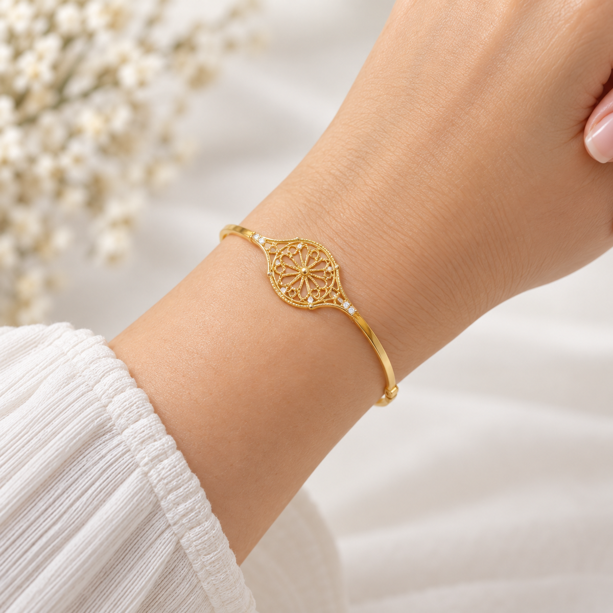 Floral Filigree Gold Bangle