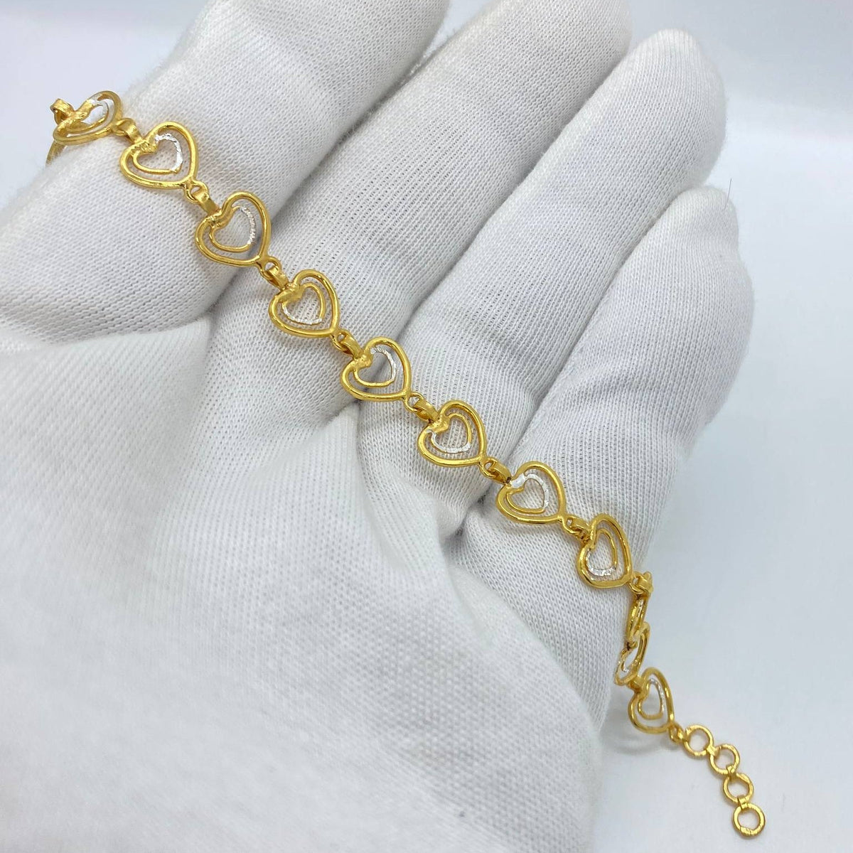 Golden Heart Link Bracelet