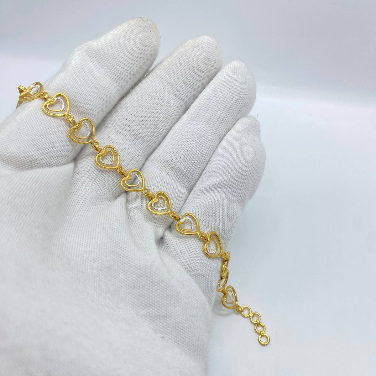 Golden Heart Link Bracelet