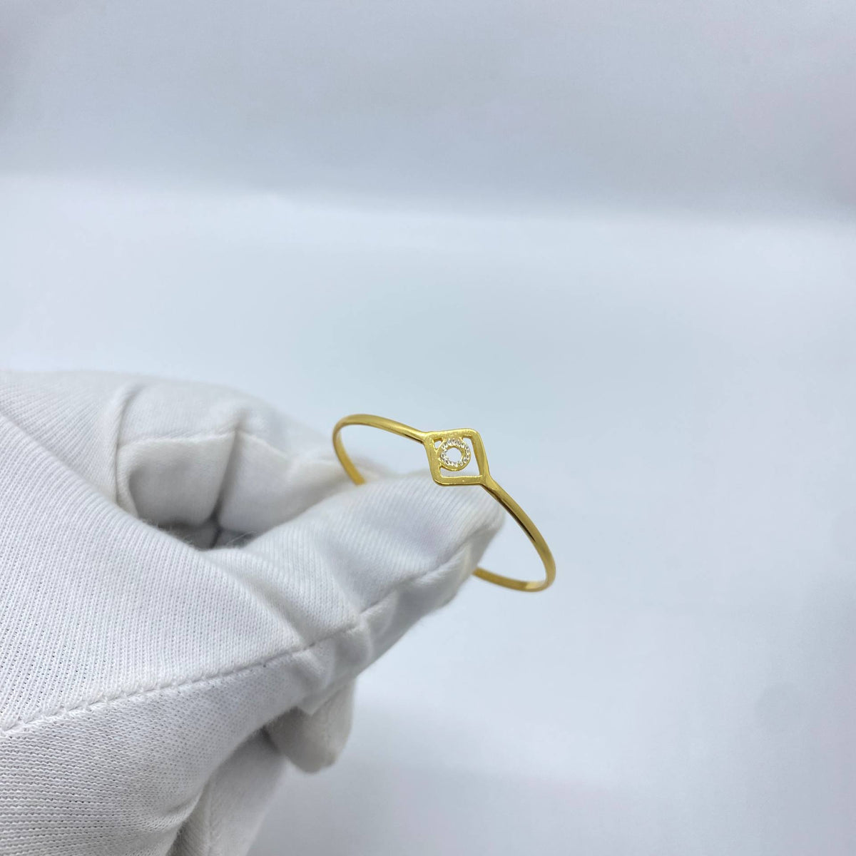Heart Key Gold Bangle