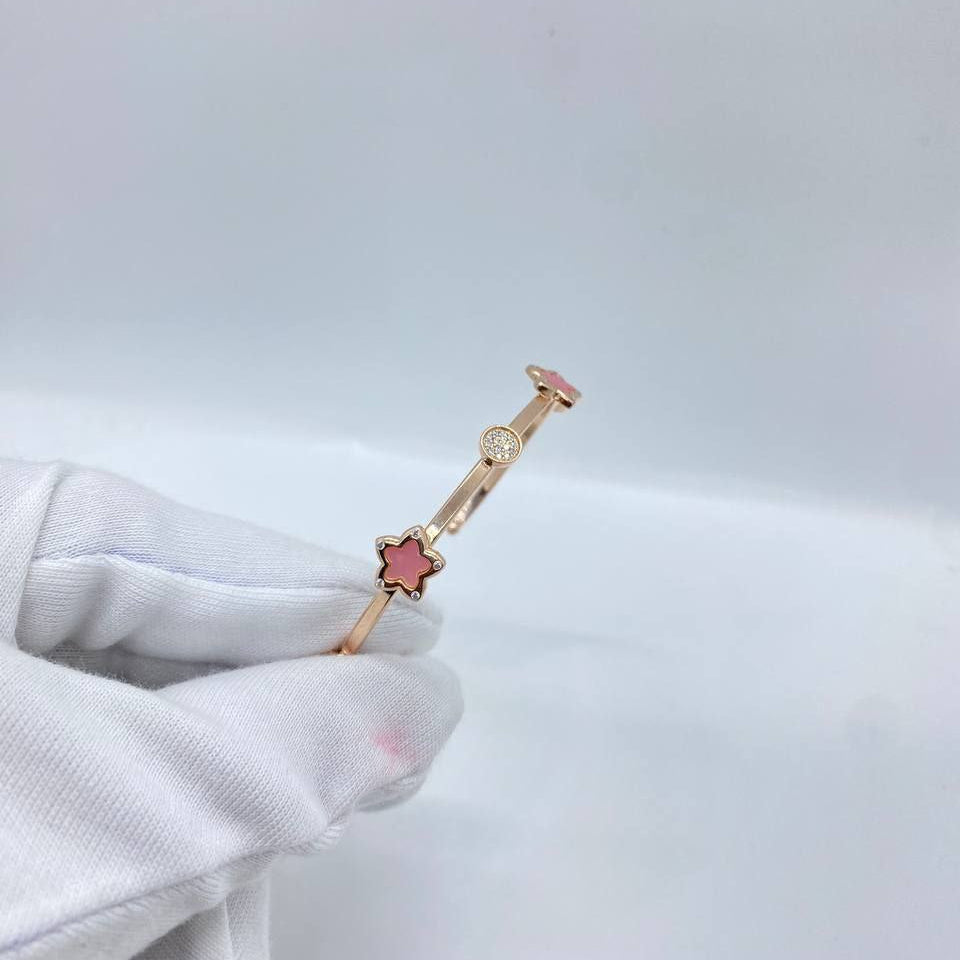 Pink Clover Rose Gold Bangle