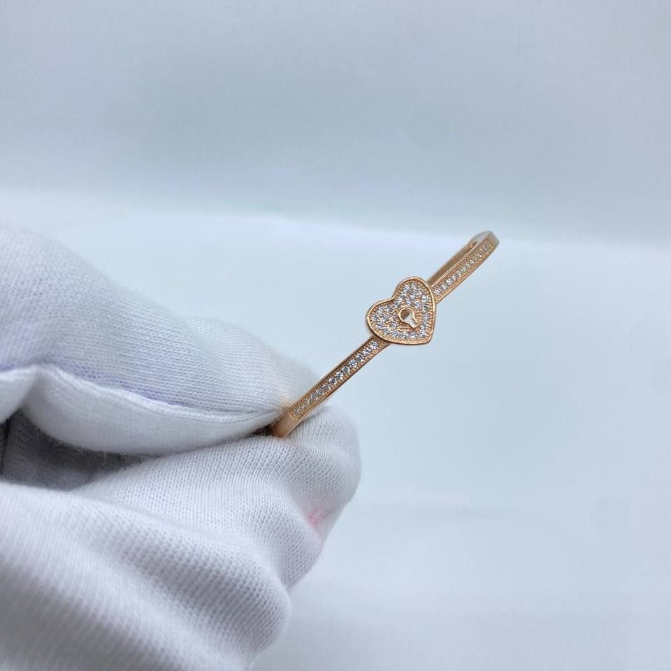Rose-Gold Heart Bangle