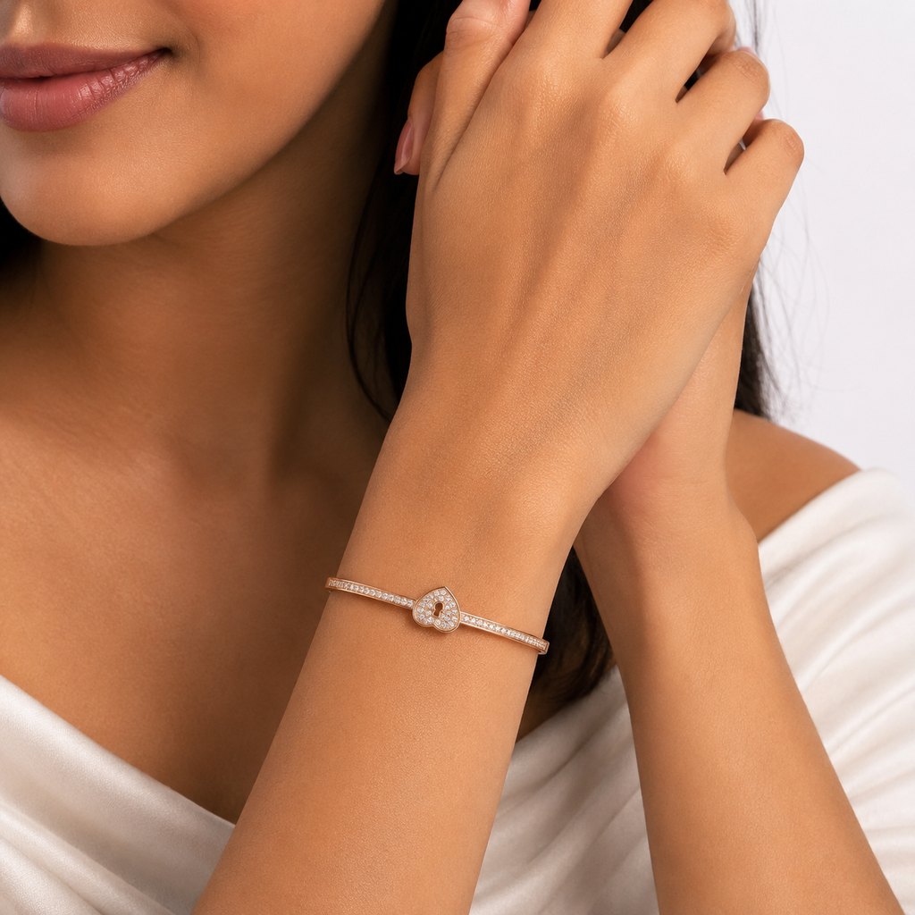Rose-Gold Heart Bangle