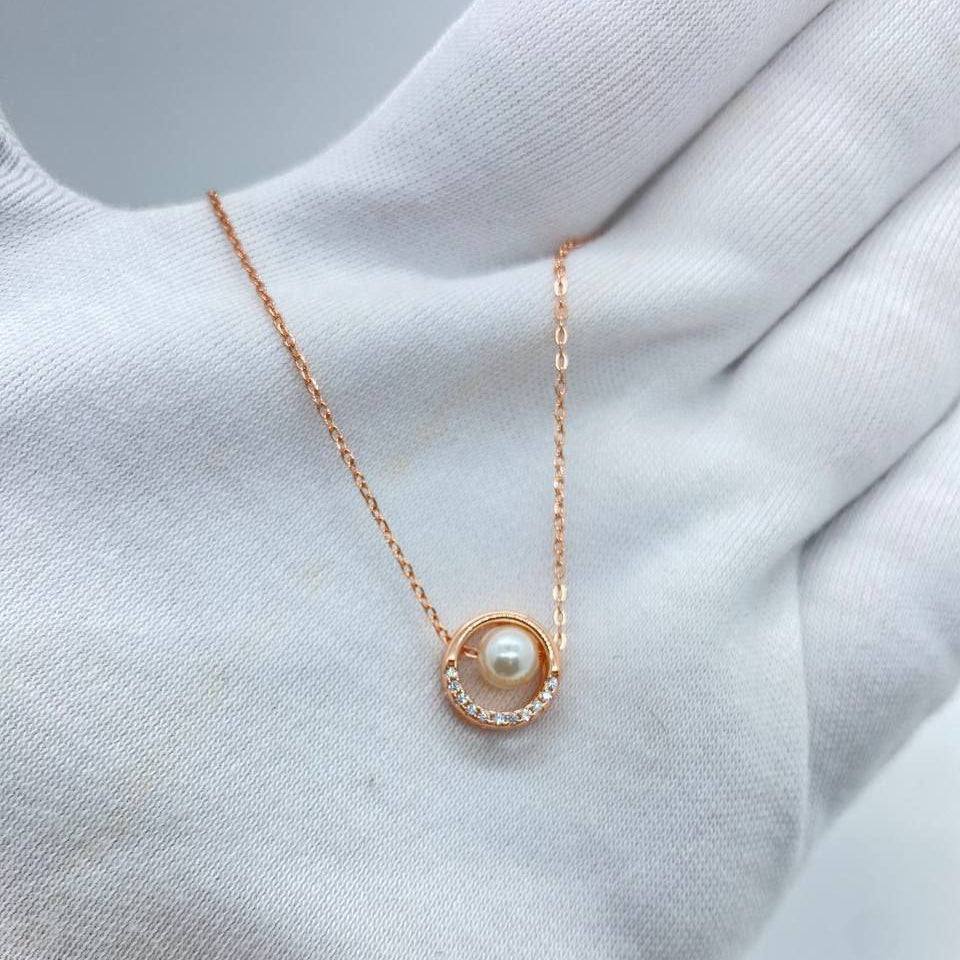 Rose Gold Pearl Circle Necklace