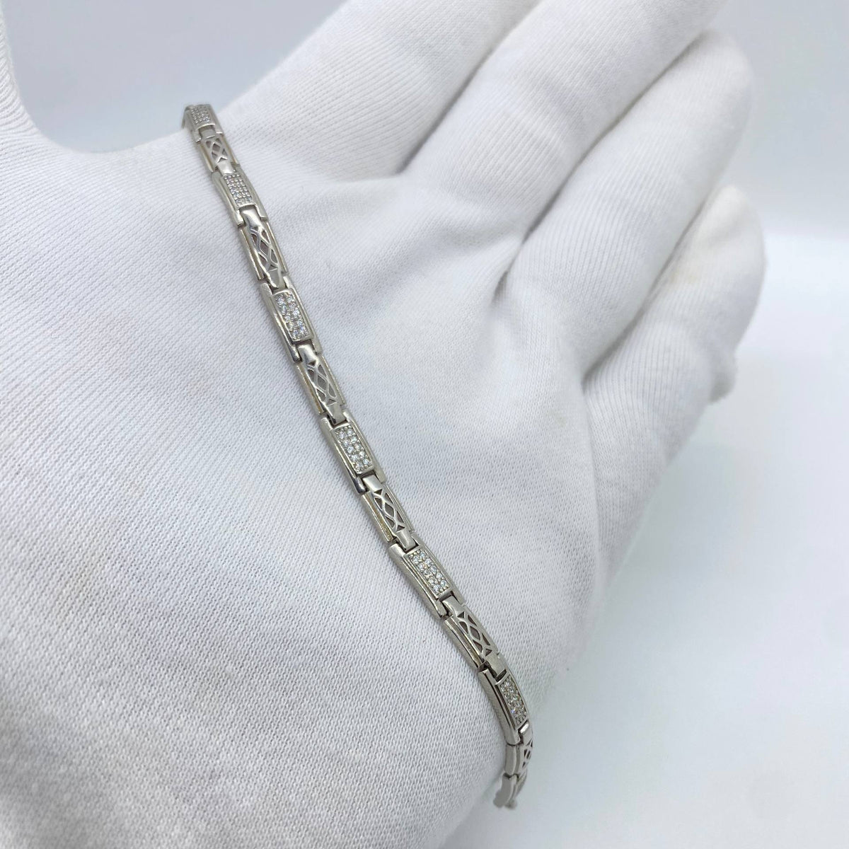 Silver Pavé Link Bracelet