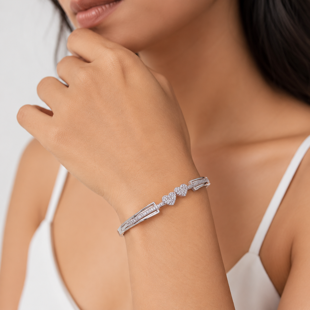 Sparkling Heart Bracelet