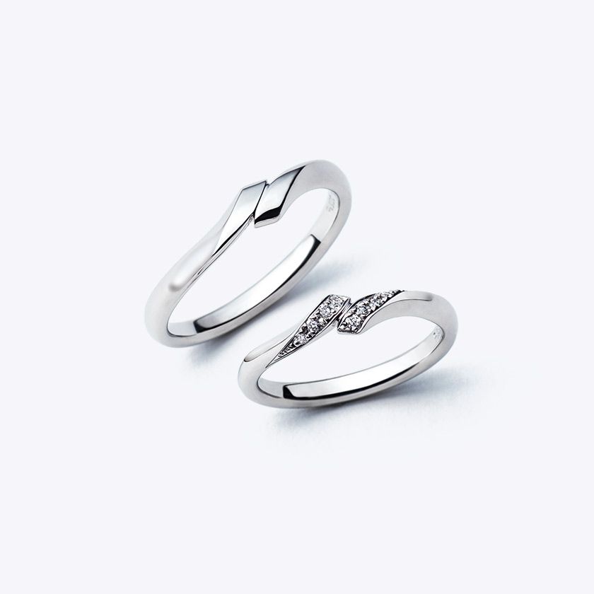 V-Line Couple Ring