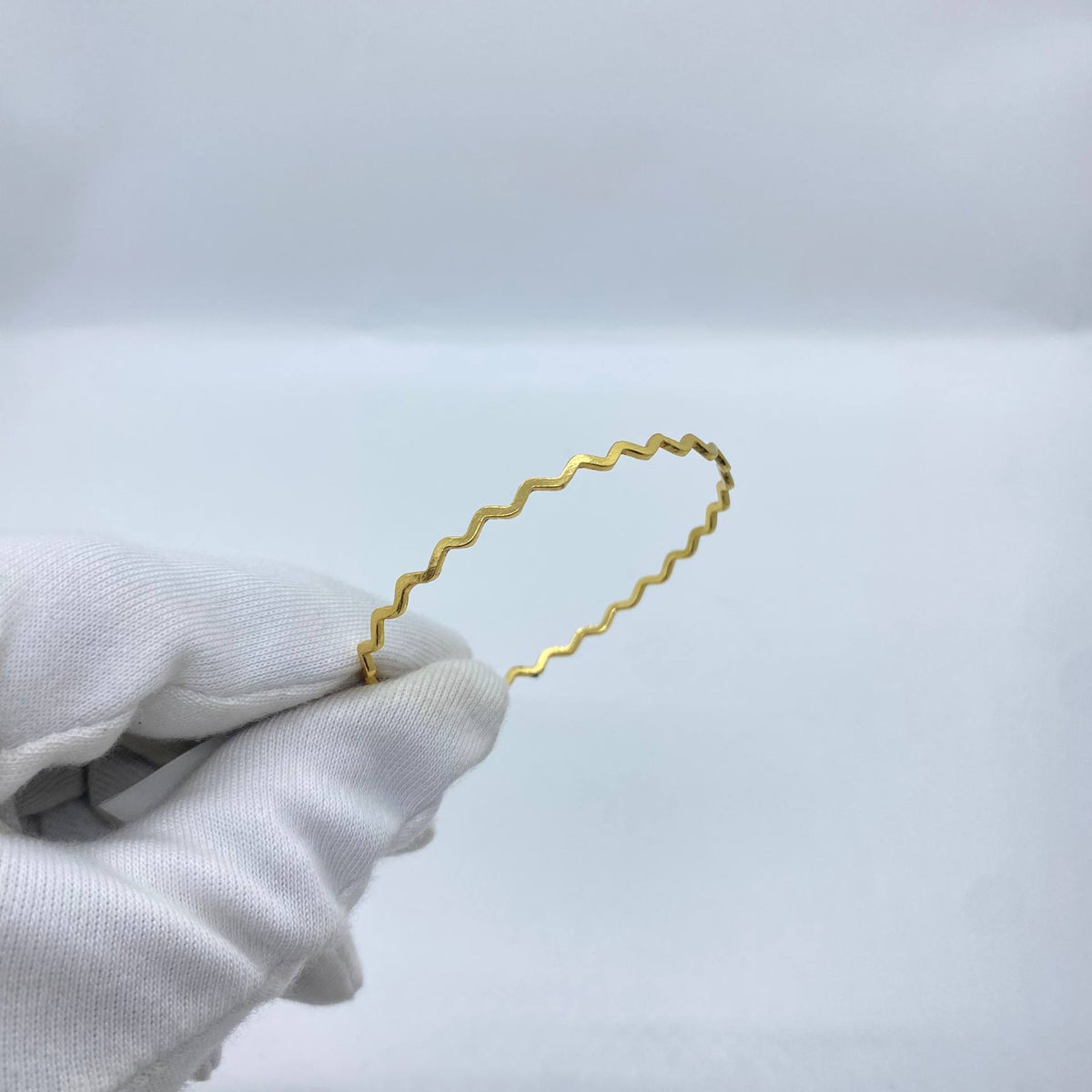 Wavy Gold Bangle