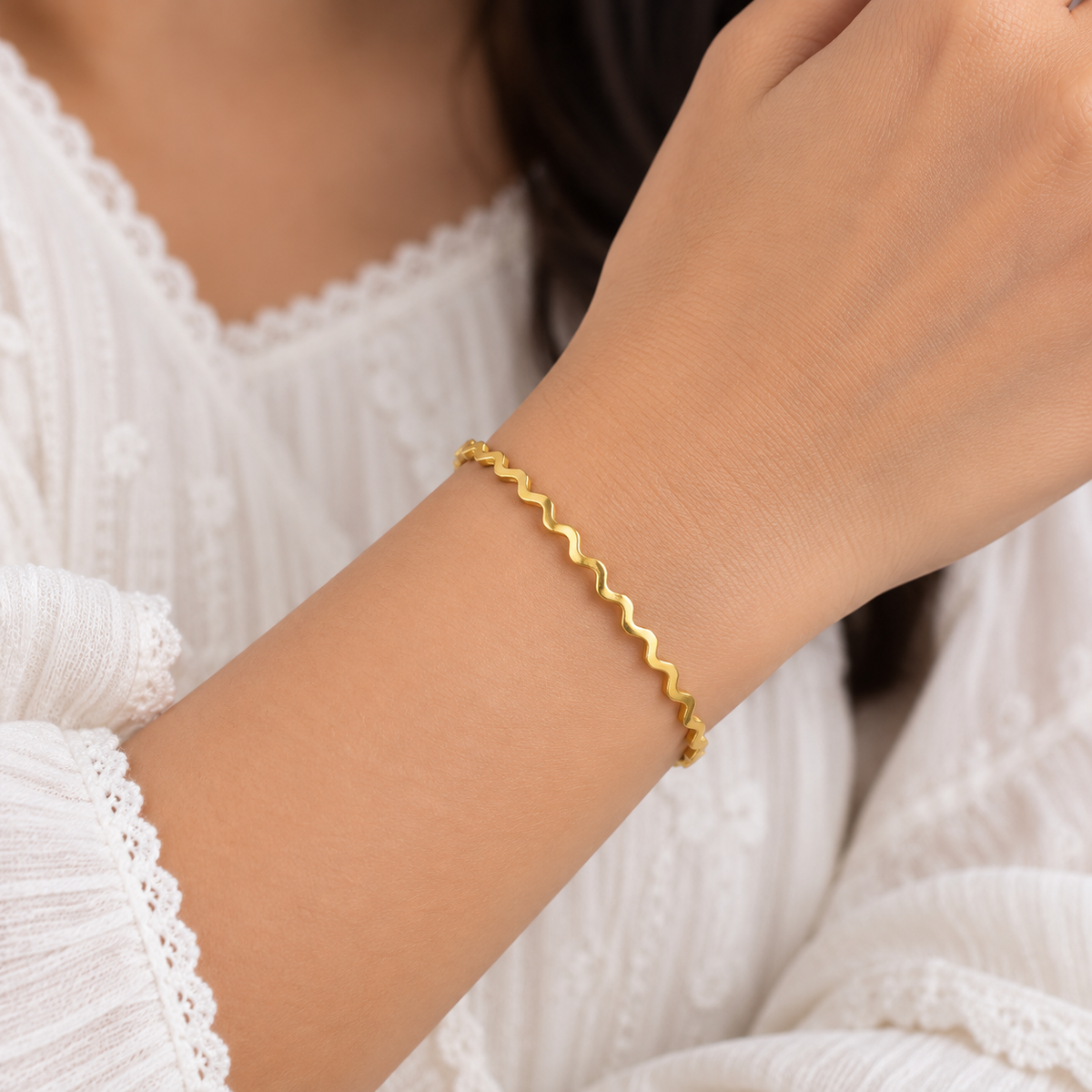 Wavy Gold Bangle